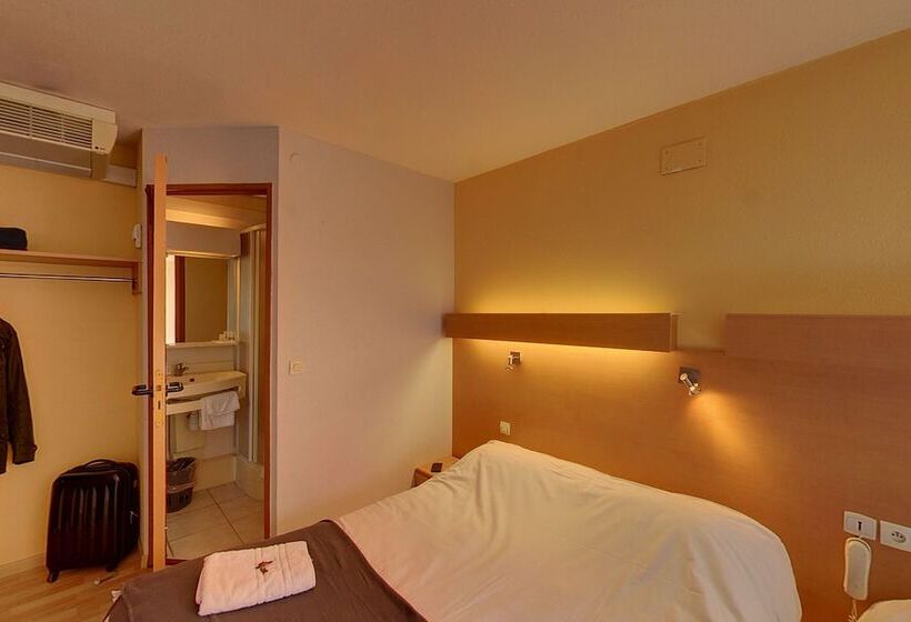 Трехместный Номер Комфорт, The Originals Access, Hôtel Béziers Est
