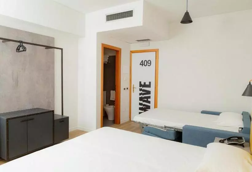 اتاق استاندارد سه نفره, Wave