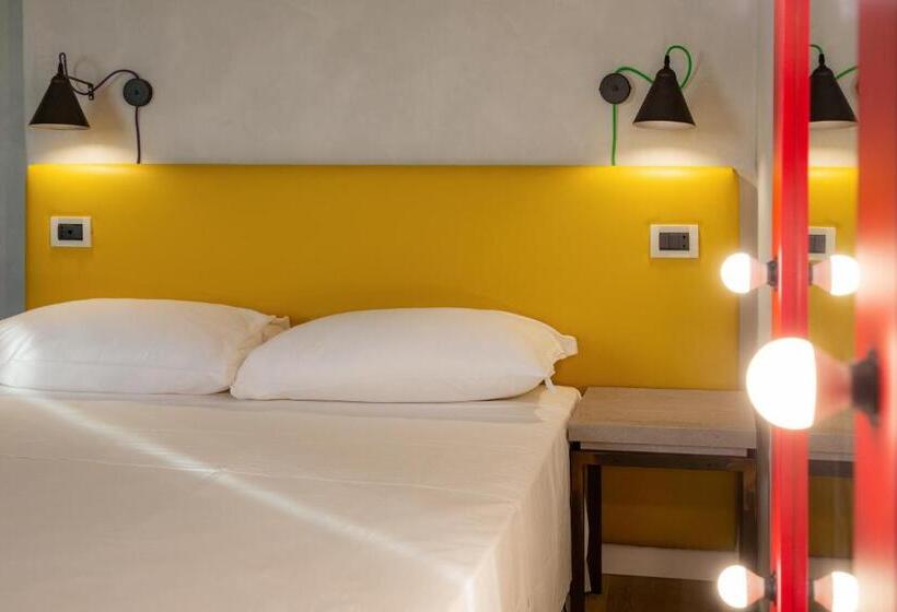 غرفة قياسية رباعية, Wave