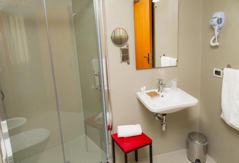 四人标准间, Wave