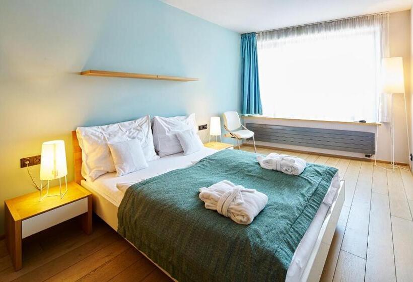 Люкс Superior 2 Спальни, Aparthotel Lípa