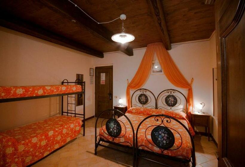 غرفة قياسية رباعية, Agriturismo Vecchio Gelso