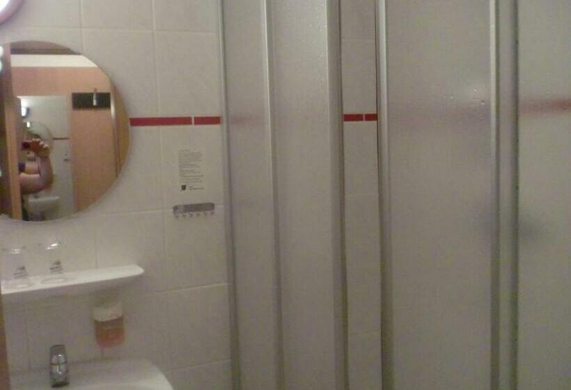 스탠다드 트리플 룸, & Restaurant Zum Firstenstein