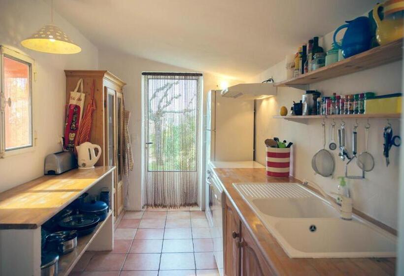 带1个卧室的带阳台的公寓, Chambres D Hôtes Et Gîtes Le Mas Bleu & Spa Resort