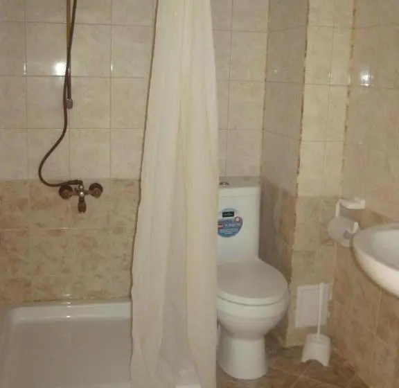 デラックスルーム, Hadjibulevata Guest House