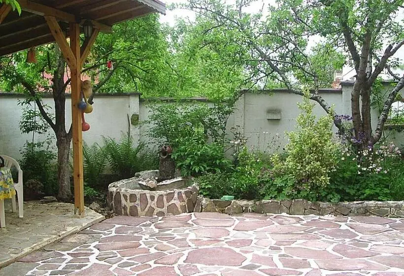 デラックスルーム, Hadjibulevata Guest House