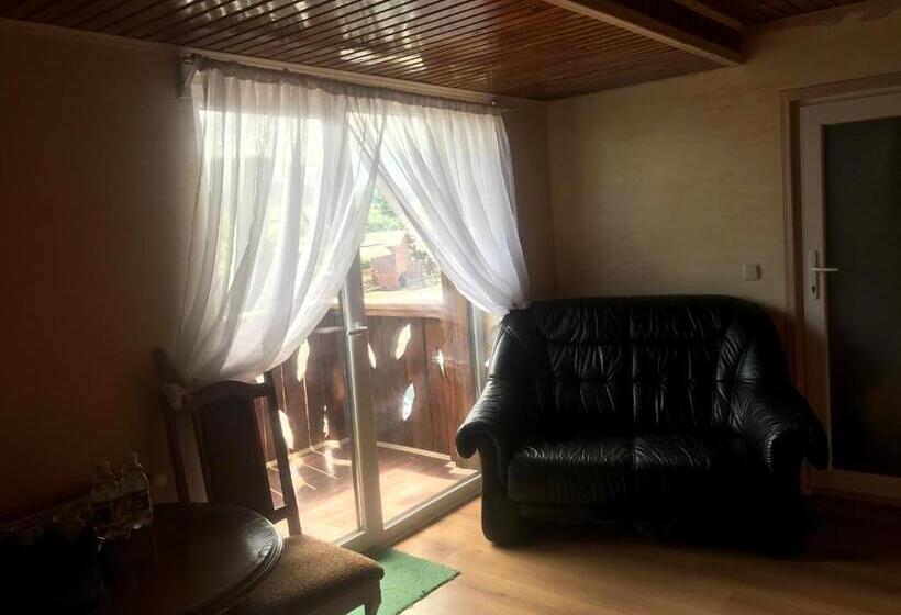 マウンテンビュースイート, Sadyba Pidkova