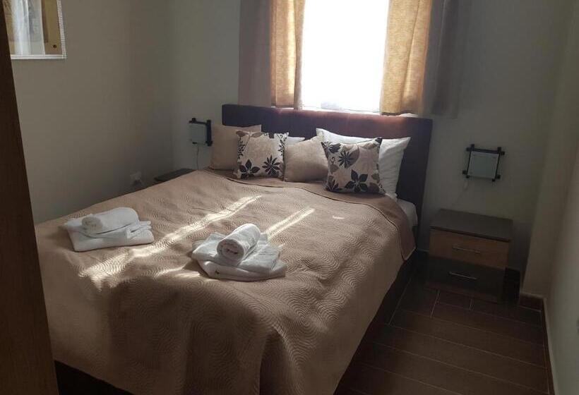 سوییت, Sunset Zlatibor Hills