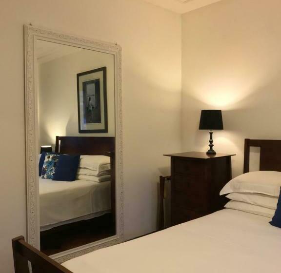 سوییت سوپریور, Casa Dos Meninos B&b