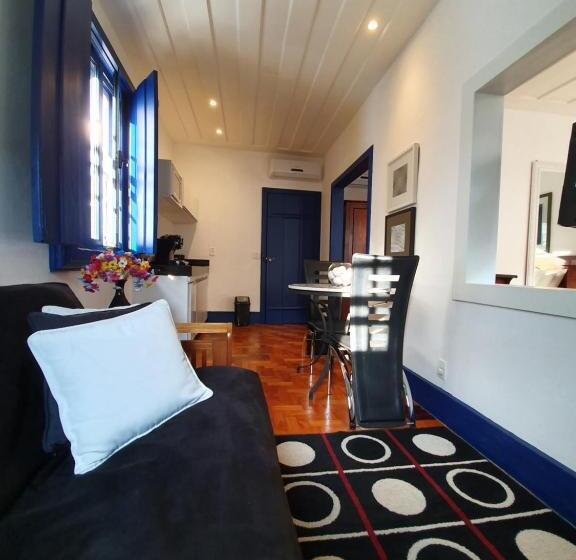 سوییت سوپریور, Casa Dos Meninos B&b