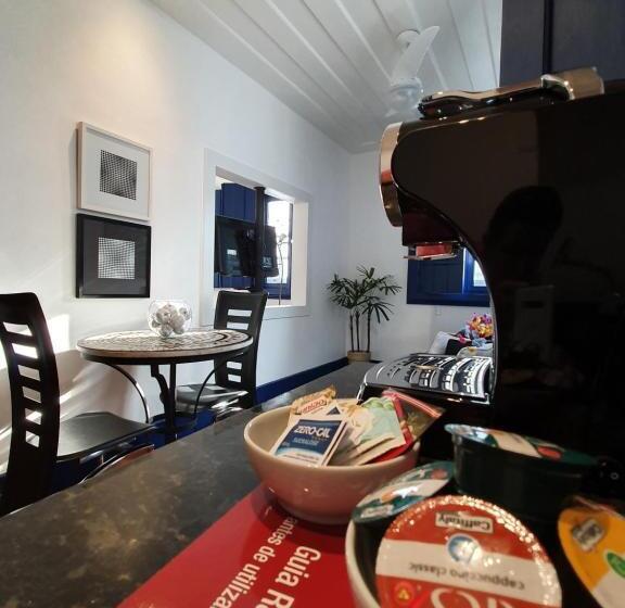 سوییت سوپریور, Casa Dos Meninos B&b