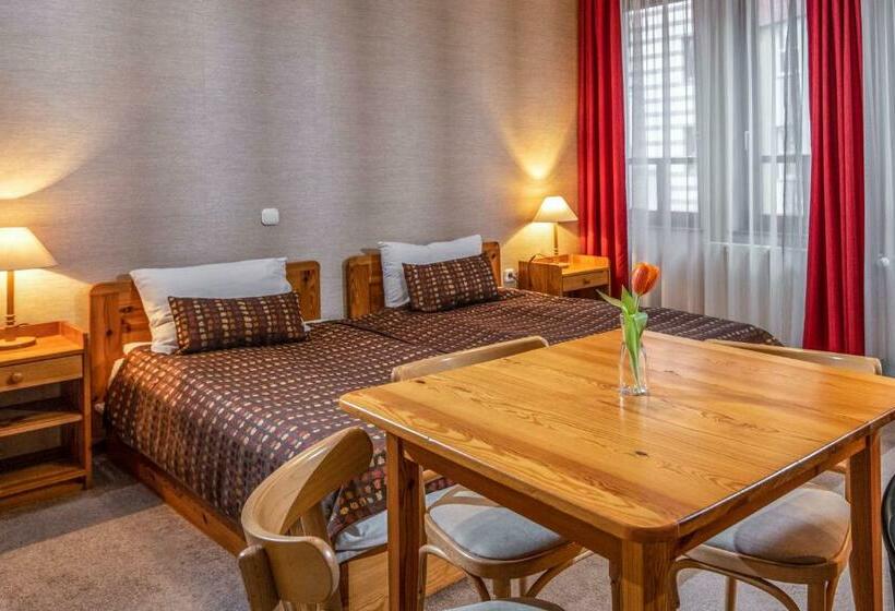 Studio Standard, Corvin Hotel Budapest Residence