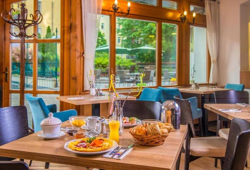 Apartament 1 Sypialnia, Corvin Hotel Budapest Residence