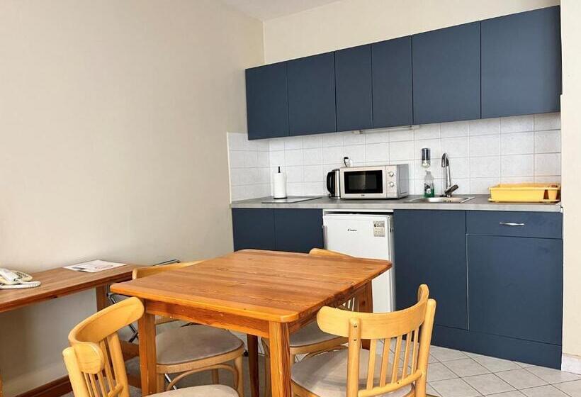 Studio Standard, Corvin Hotel Budapest Residence