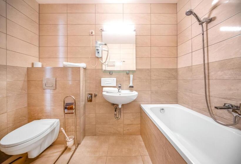 Apartament 2 Sypialnie, Corvin Hotel Budapest Residence