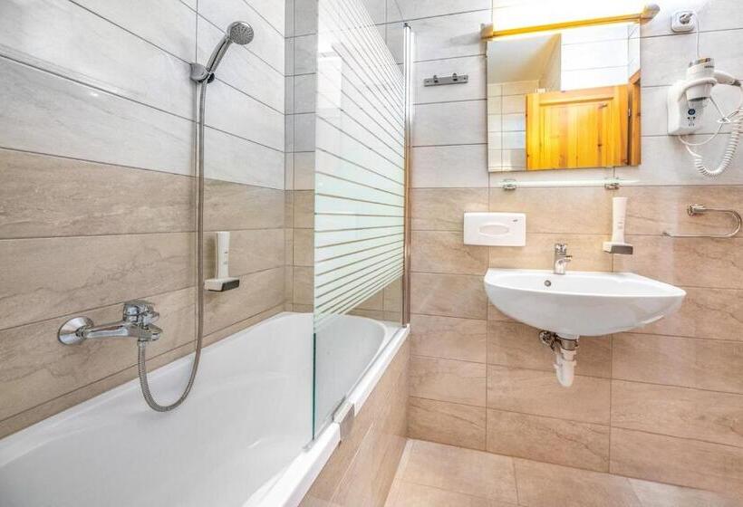 Apartament 1 Sypialnia, Corvin Hotel Budapest Residence