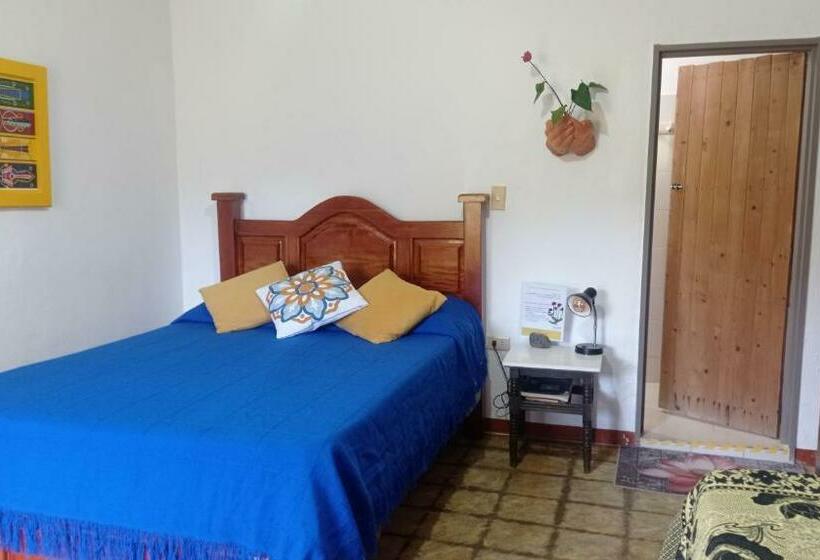 スタンダード４人部屋, Alojamiento Rural Jardín Consentido