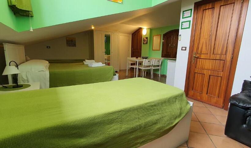 プレミアム４ベッドルーム, B&b Del Maresciallo