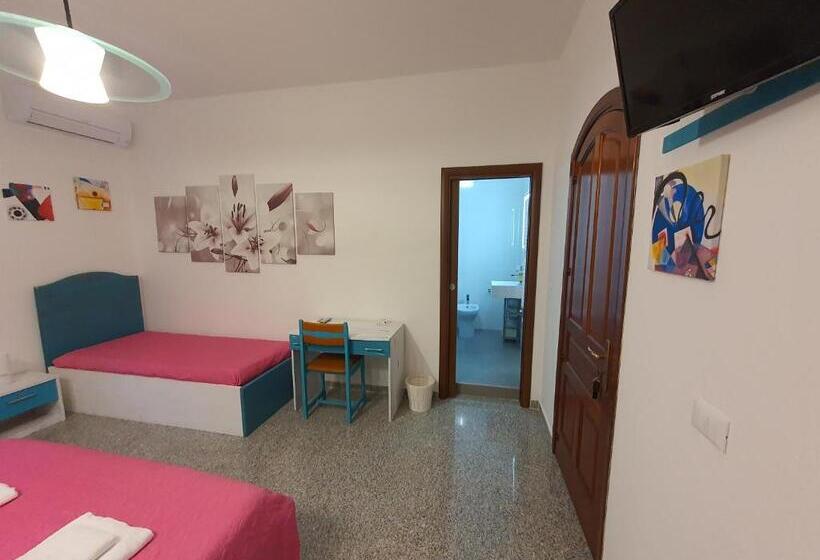 חדר סטנדרט לשלושה, B&b Del Maresciallo