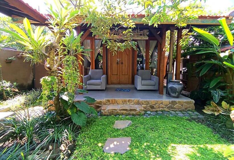 Номер Deluxe с Балконом, Katang   Katang Guest House