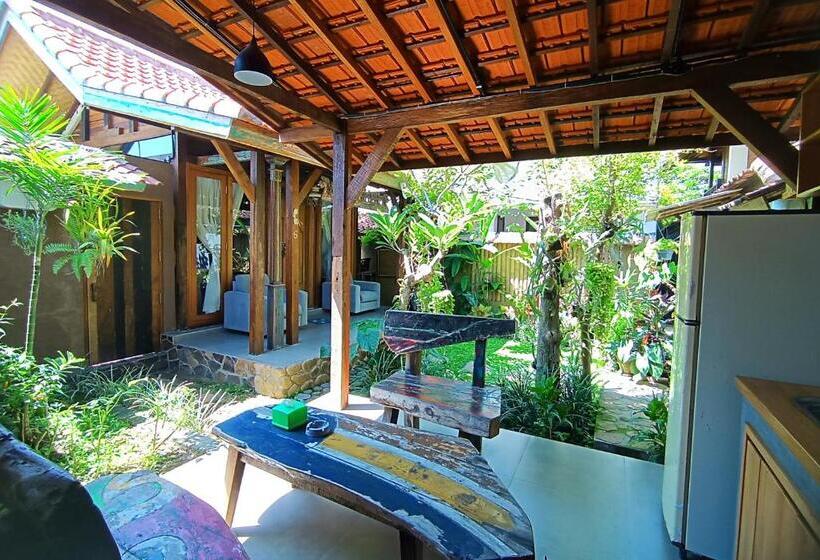 Pokój Deluxe z Balkonem, Katang Katang Guest House