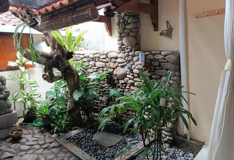 Pokój Deluxe, Katang Katang Guest House