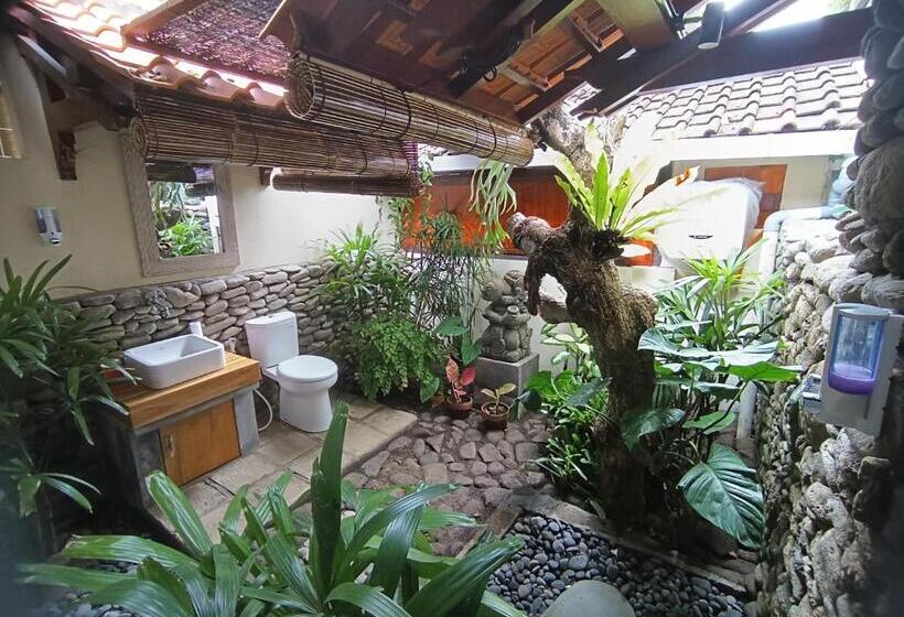 Pokój Deluxe, Katang Katang Guest House