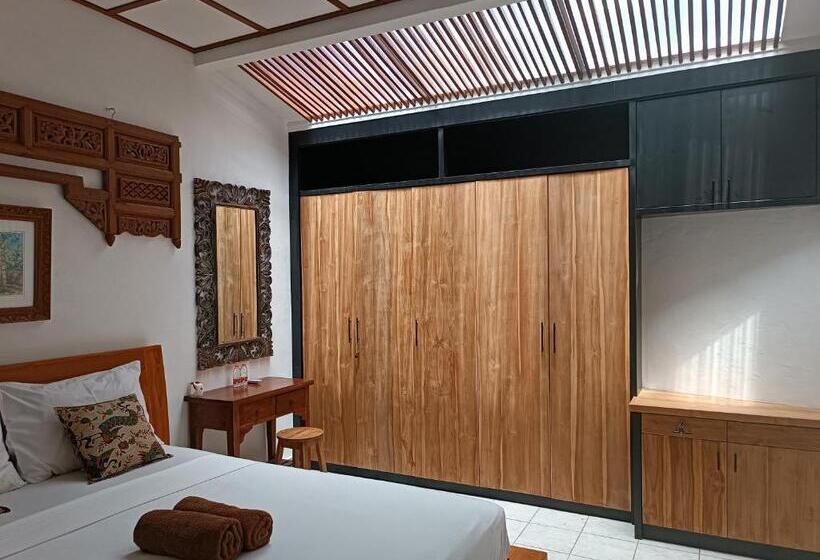 デラックスルーム, Katang Katang Guest House