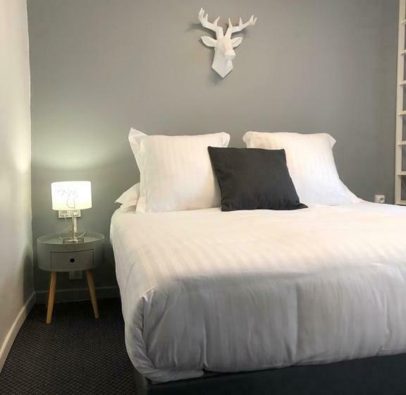 غرفة أساسية, Hôtel Génépi