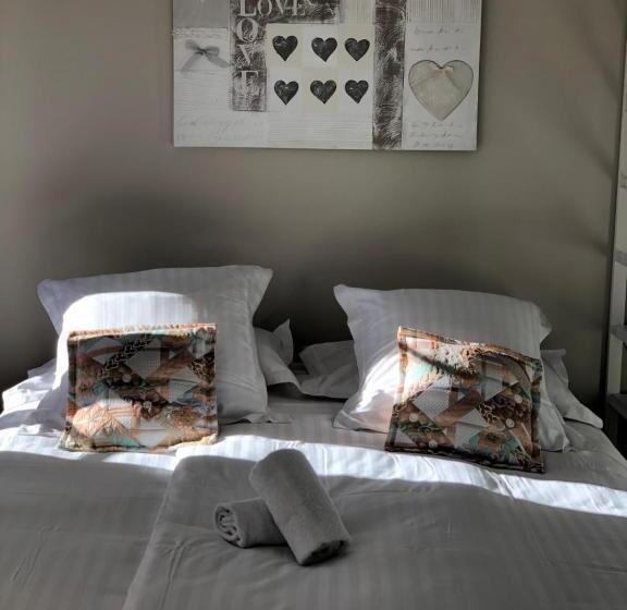 غرفة عائلية, Hôtel Génépi