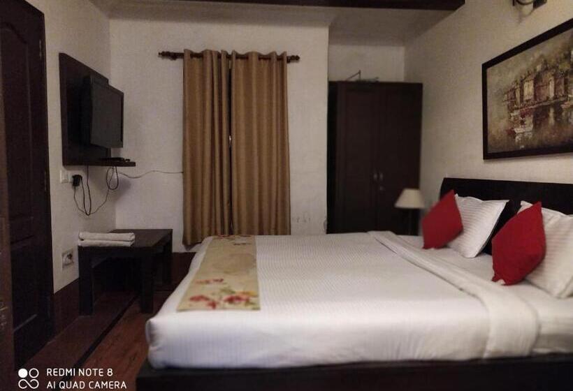 带大床的标准间, Manu Maharani Regency