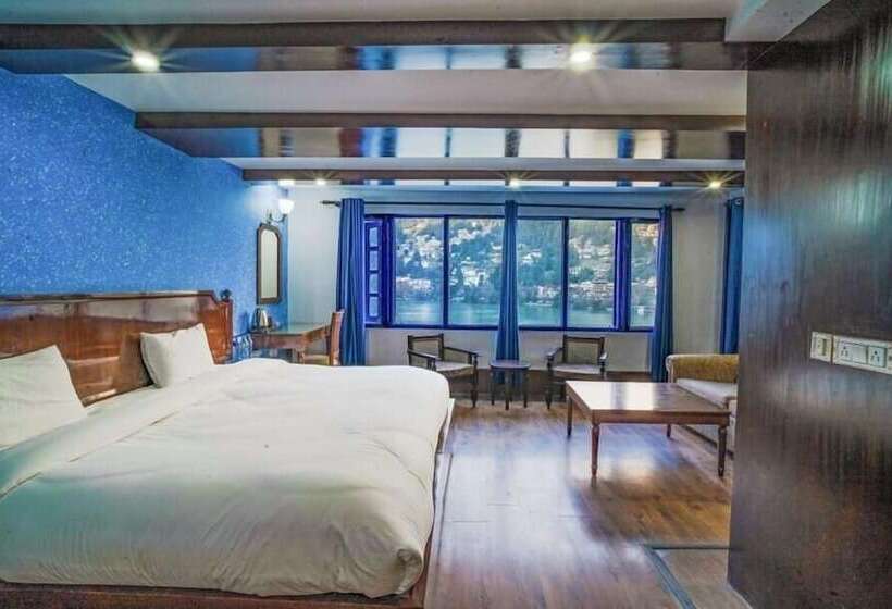 豪华房间, Manu Maharani Regency