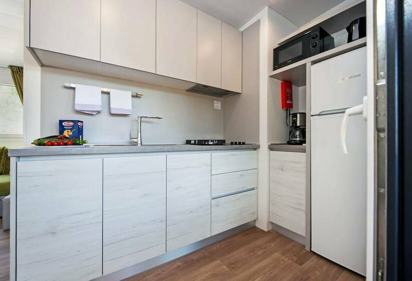 2间卧室的房子, Mediteran Kamp Mobile Homes In Camping Lanterna