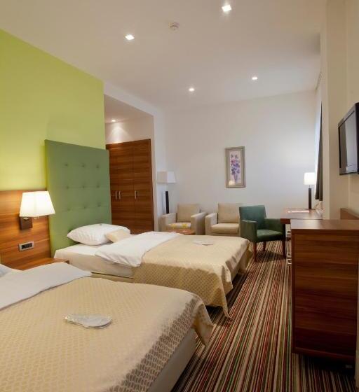 スタンダードルーム, Sport