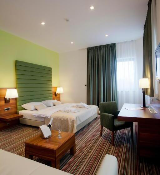 スタンダードルーム, Sport