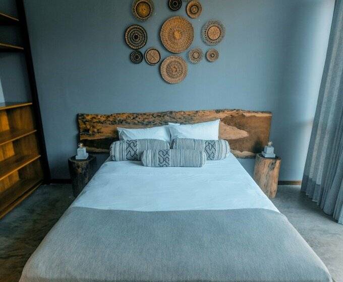 اتاق راحتی, Enai