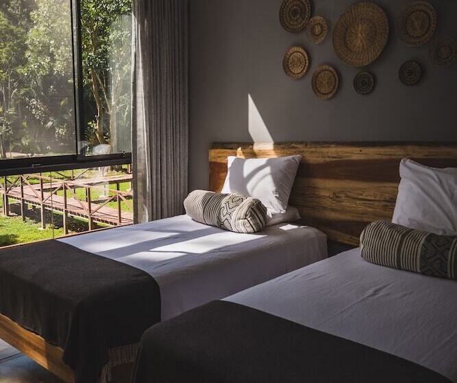 اتاق راحتی, Enai