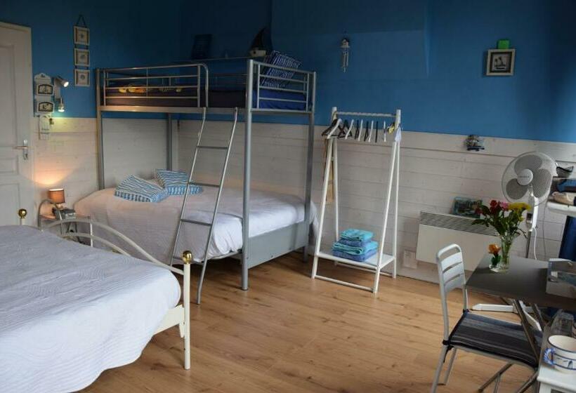 家庭间, La Coudriere