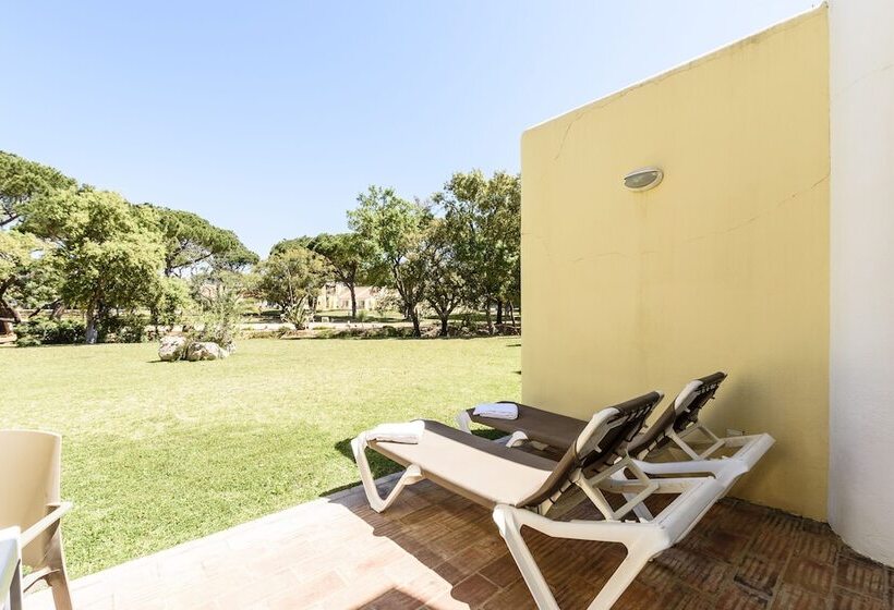 スーペリアー１ベッドルームビラ, Browns Sports Resort