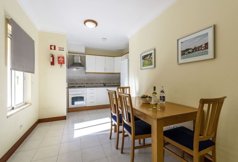 ツーベッドルーム　ヴィラ, Browns Sports Resort