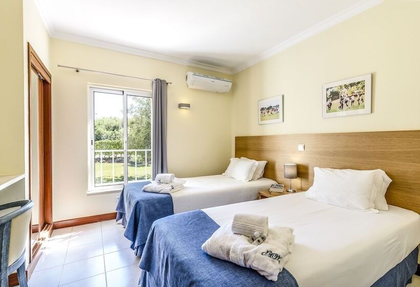 ツーベッドルーム　ヴィラ, Browns Sports Resort