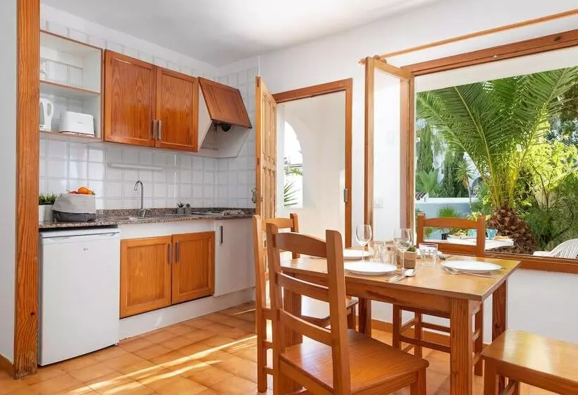 استودیو استاندارد با بالکن, Holiday Park Santa Ponsa