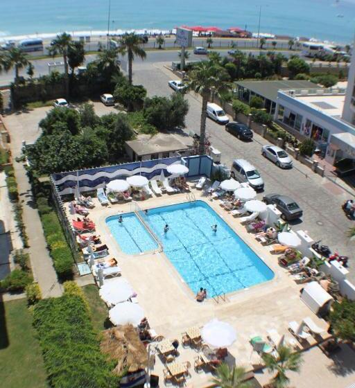 스탠다드 트리플 룸, Bora Bora Butik