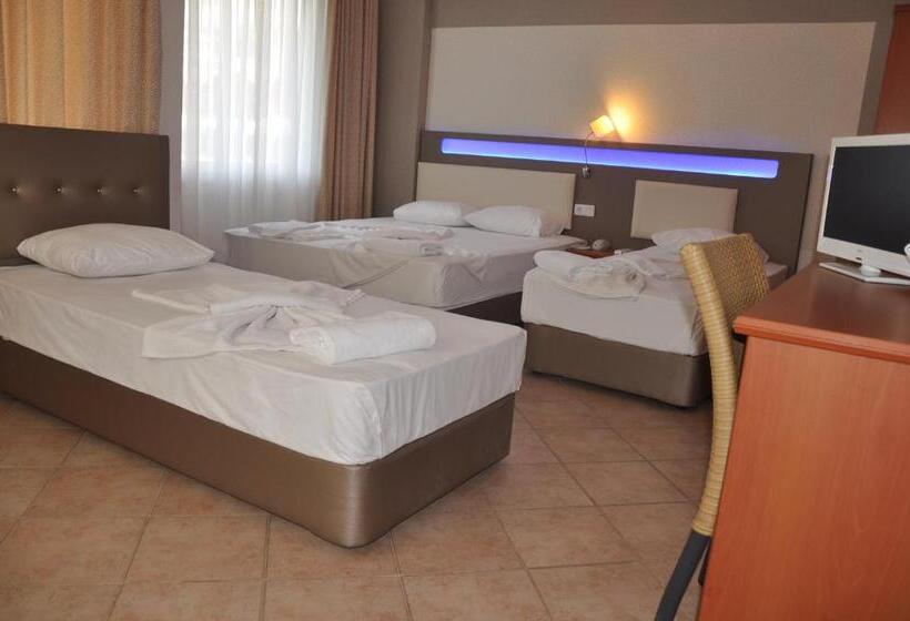 스탠다드 트리플 룸, Bora Bora Butik