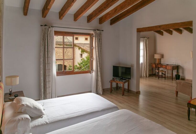 סוויטת ג'וניור, Can Moragues