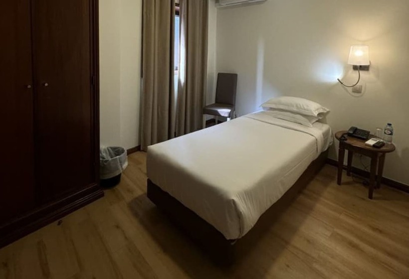 اتاق استاندارد یک نفره, Da Bolsa