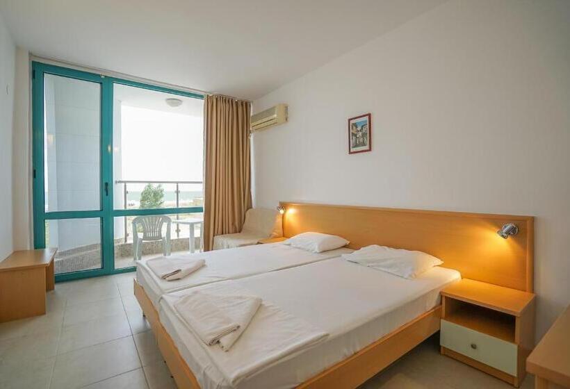 اتاق استاندارد با بالکن, Delfin