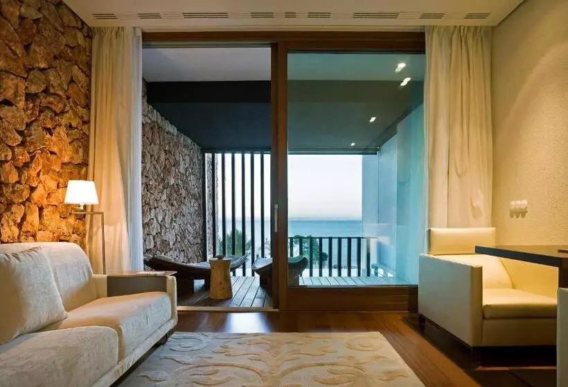 اتاق لوکس با تراس, Hospes Maricel Y Spa, Palma De Mallorca, A Member Of Design Hotels