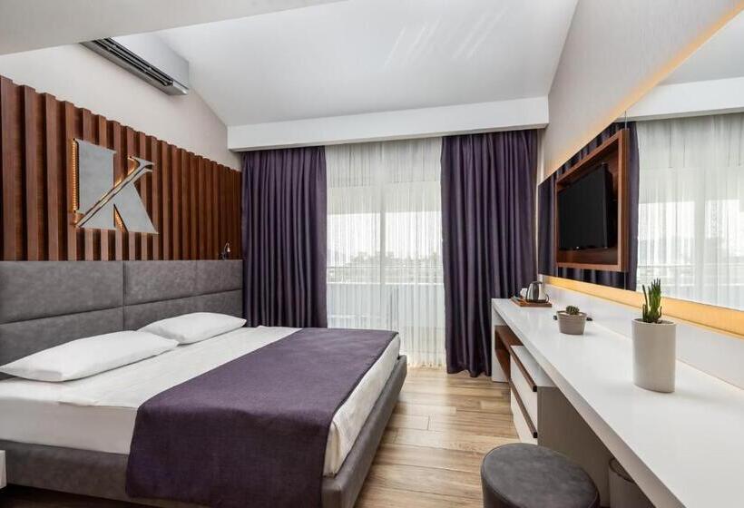 Quarto Familiar Deluxe, Kaila Beach Hotel   All Inclusive