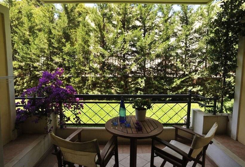 Номер Deluxe Вид на Горы, Negroponte Resort Eretria